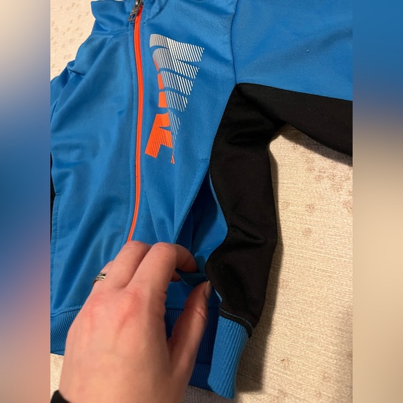 Nike Sweater - Picture 4 of 5